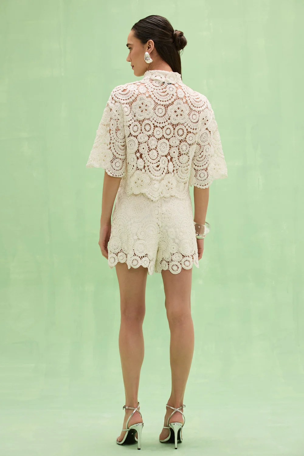 GAL EMBROIDERY TOP - Image 4